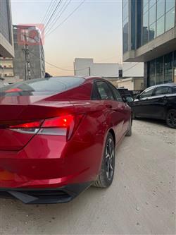 هیوندای ئەلەنترا